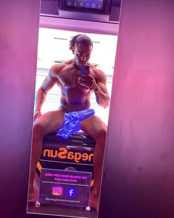 OnlyFans cuenta brandonbranfield1 header 2