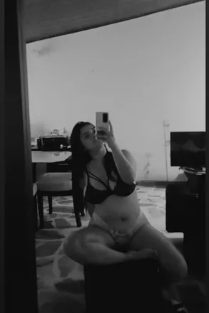 OnlyFans cuenta yelina header 2