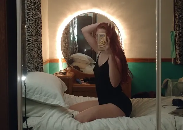 OnlyFans cuenta lezzylucy avatar 1