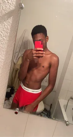 OnlyFans cuenta boyinthehooodd avatar 1