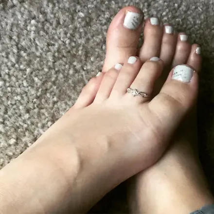OnlyFans account  sweetfeetishes avatar 1