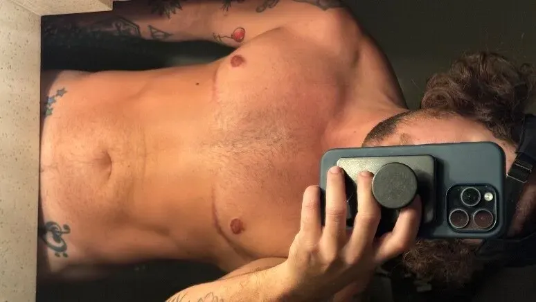 OnlyFans cuenta attaboy9 header 2