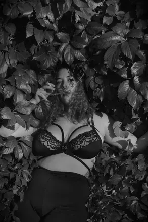OnlyFans cuenta hellotellmeliv avatar 1