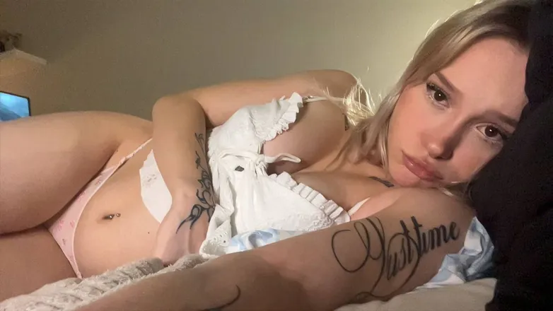 OnlyFans cuenta evelynpoppy69 header 2