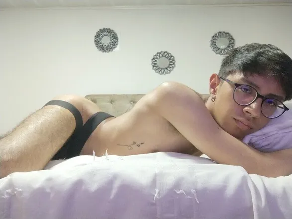 OnlyFans cuenta itsjosuu19 header 2