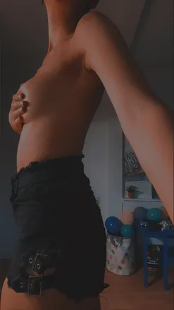 OnlyFans cuenta rickylovise header 2