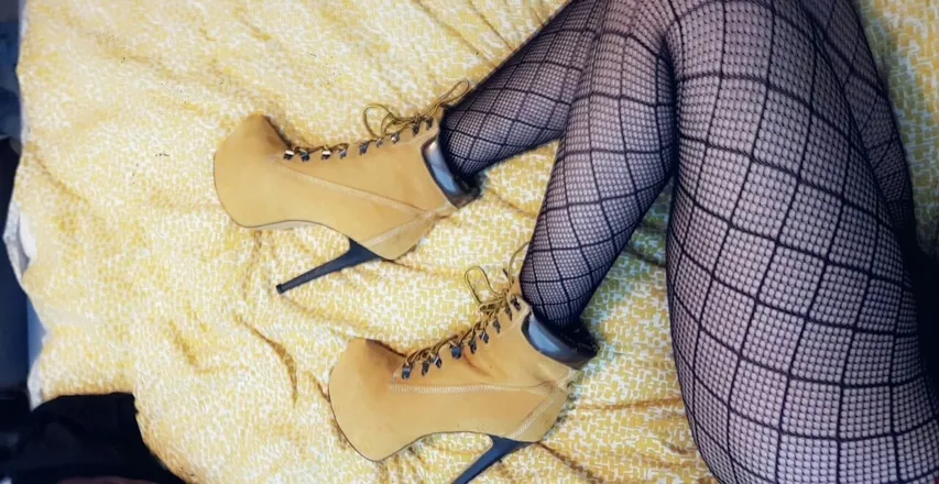 OnlyFans cuenta tarareid header 2