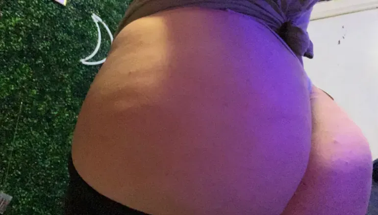OnlyFans cuenta bishadastallion header 2