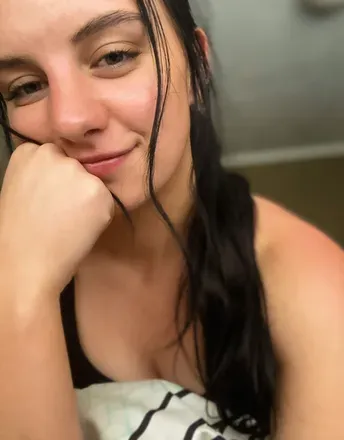 OnlyFans cuenta annieriver avatar 1
