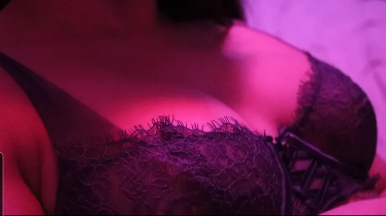 OnlyFans account  coquettebabygirl header 2