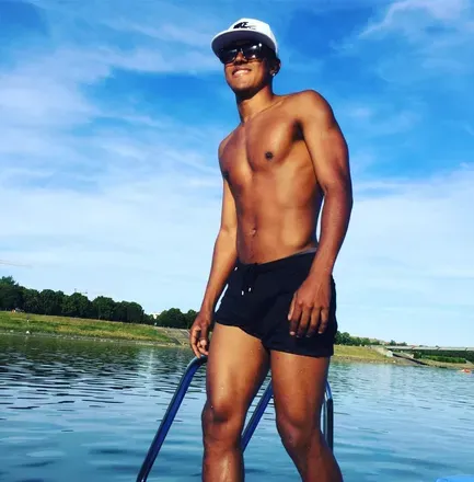 OnlyFans cuenta elnegrito01 avatar 1