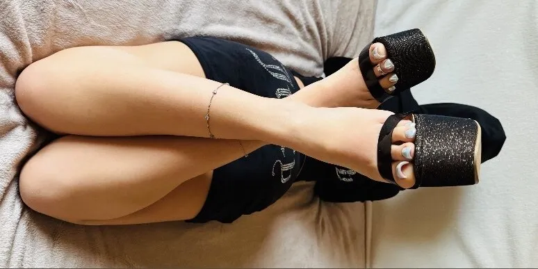 OnlyFans cuenta milana_3 header 2