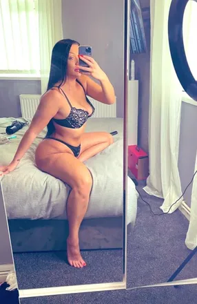 OnlyFans cuenta sexylooloo header 2