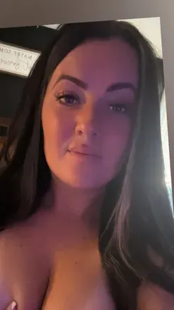 OnlyFans account  red_dumpy_5.9 avatar 1