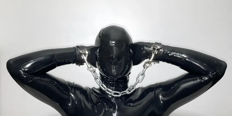OnlyFans cuenta latex_bound avatar 1