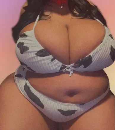 OnlyFans cuenta rosefromthebottomof avatar 1