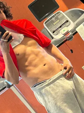 OnlyFans cuenta prettyhandsomemfker header 2