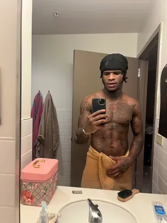 OnlyFans account  millon1 avatar 1