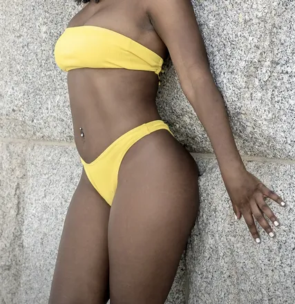 OnlyFans cuenta haitian_queen header 2