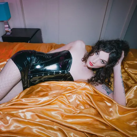 OnlyFans account  eryneverly header 2