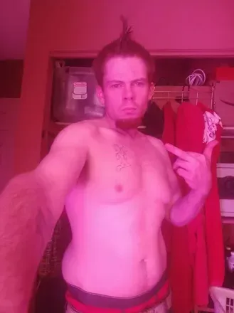OnlyFans cuenta u213805303 header 1