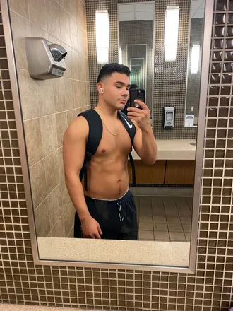 OnlyFans cuenta glizzzyking header 2