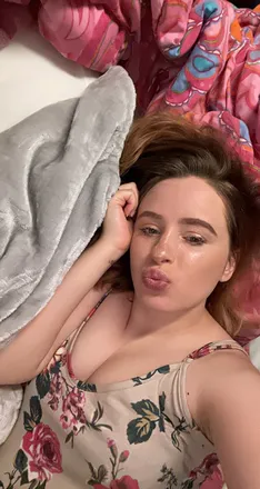 OnlyFans cuenta kinkymamaa header 2