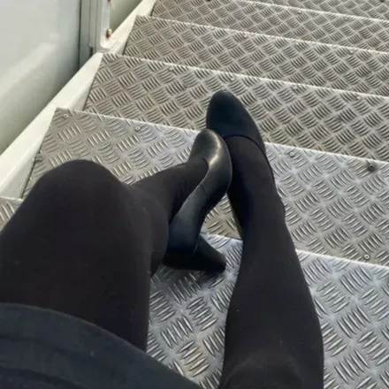 OnlyFans cuenta cabincrewfootfetish header 2