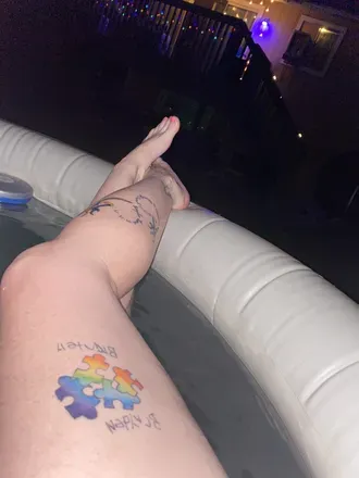OnlyFans cuenta raisingmytribe header 2