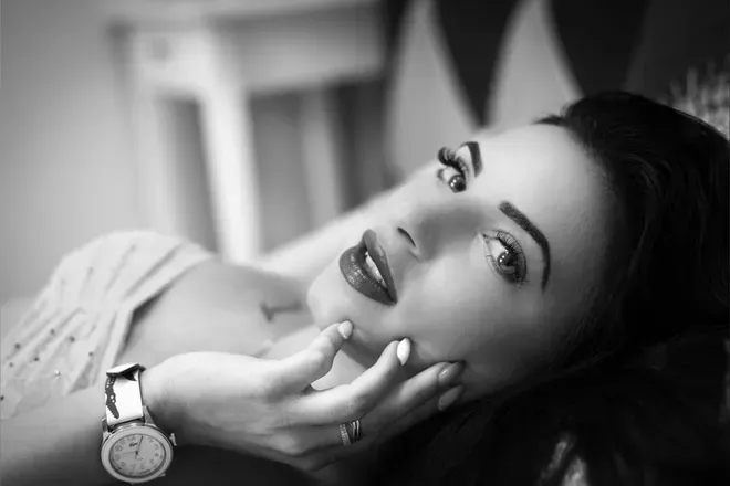 OnlyFans cuenta lorasinclare header 2