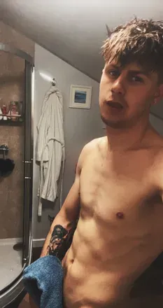 OnlyFans cuenta james.taylor header 2