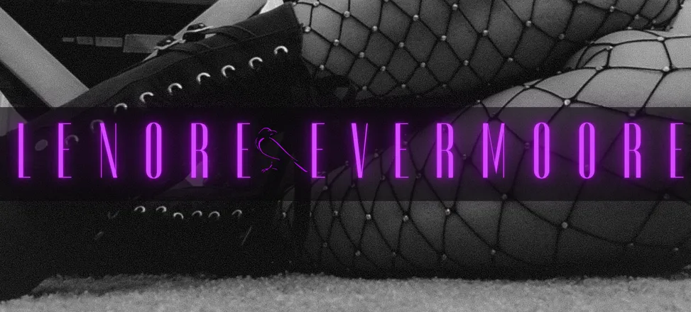 OnlyFans cuenta lenoreevermoore header 2