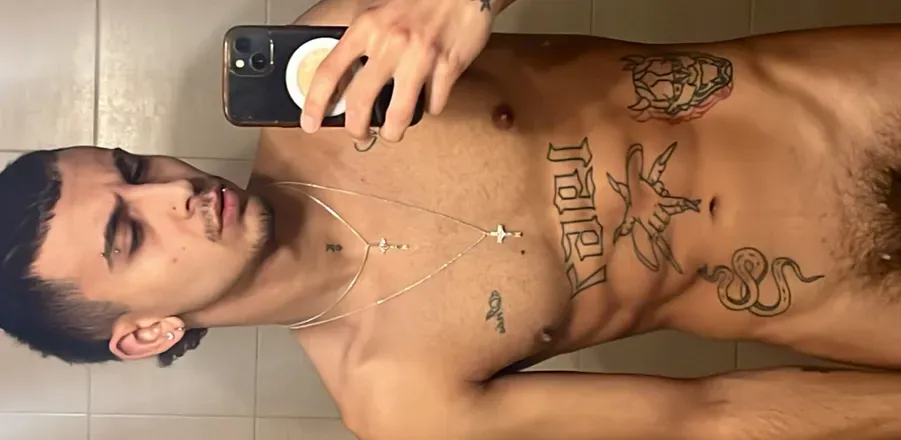 OnlyFans cuenta iaguitomorenito header 2
