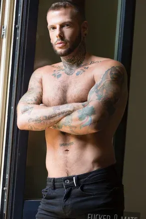 OnlyFans account  arielcastroxxx header 2