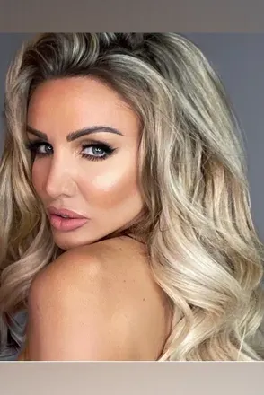 OnlyFans account  danniiharwood avatar 1