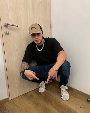 OnlyFans account  hiroshiperez header 2