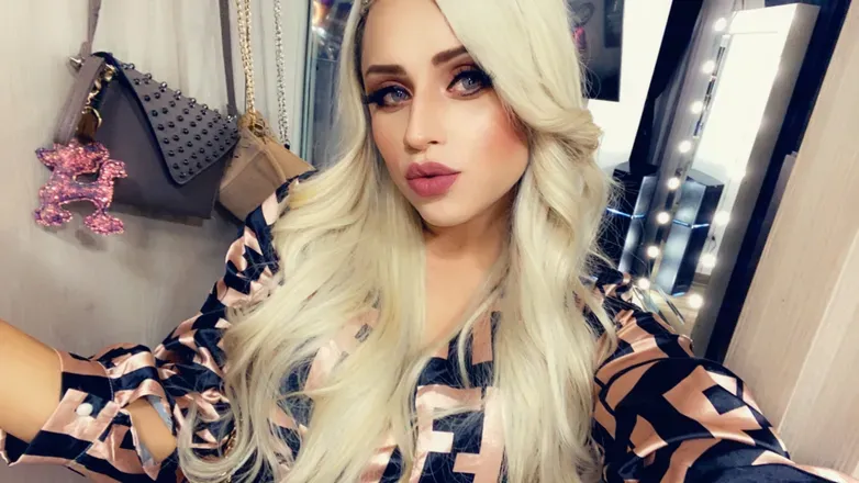 OnlyFans cuenta barbiedollsexx header 2