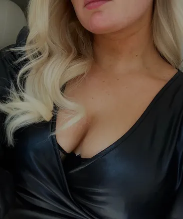 OnlyFans cuenta aurosi header 2