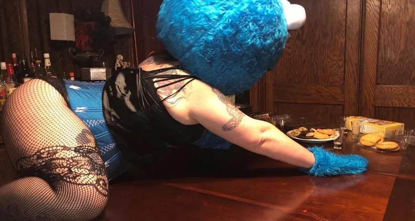 OnlyFans cuenta ninamaxwell header 2