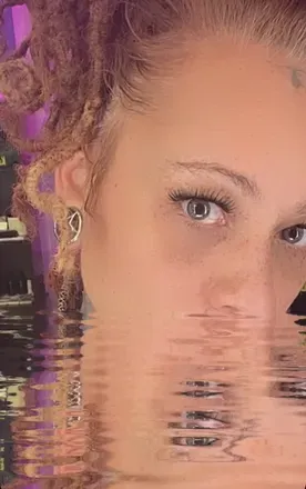 OnlyFans cuenta freckledfruit header 2