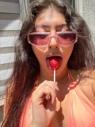 OnlyFans cuenta lucy_x_love header 2