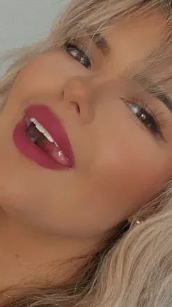 OnlyFans account  foodandtheunmentionables avatar 1