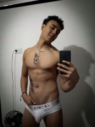 OnlyFans cuenta cuore_di_gatto avatar 1