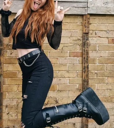 OnlyFans account  vanora.embers previous_avatars_1 3