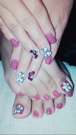 OnlyFans cuenta nails_olga header 2