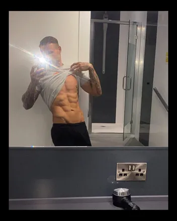 OnlyFans cuenta wildwestt1 header 2