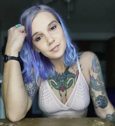 OnlyFans cuenta ember_rose_rox avatar 1