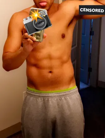 OnlyFans account  thiickinthemiddle avatar 1