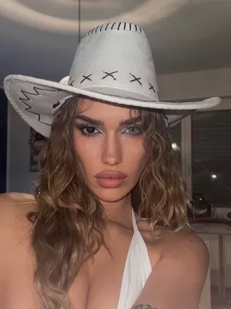 OnlyFans cuenta babyplutobabe avatar 1