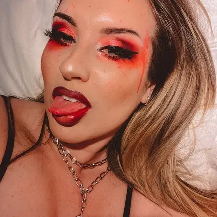 OnlyFans account  helenahell avatar 1